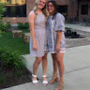 Meet your Posher, Julia